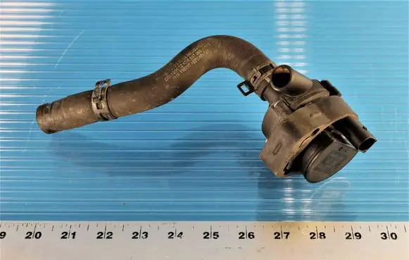 Mercedes-Benz E W212 Electric auxiliary coolant/water pump 3130591163 A2118350028