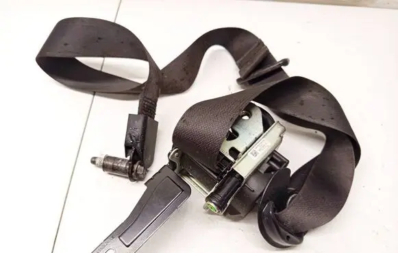 Hyundai Tucson IV NX4 Front seatbelt 0589P10021 0589P1002167L0000