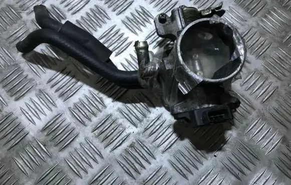 Volvo S70 V70 V70 XC Throttle valve 0280122001