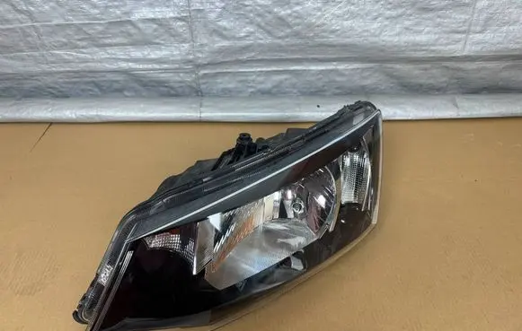 Skoda Fabia Mk3 (NJ) Headlight/headlamp 6V1941015C