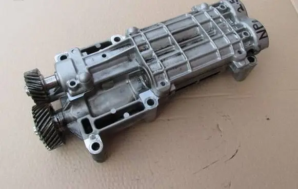 Dodge Nitro Oil pump MEMC0