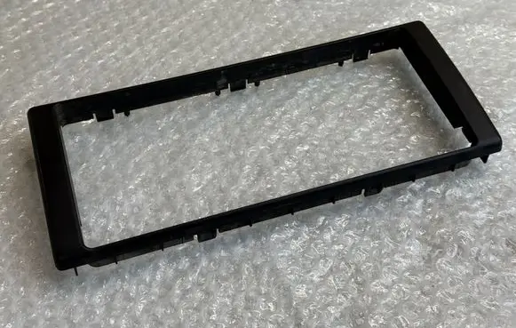BMW 5 E39 Radio/GPS head unit trim 65528385451 8385451