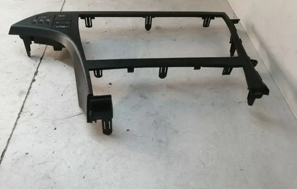 Toyota Prius (XW30) Radio/GPS head unit trim 5547447070