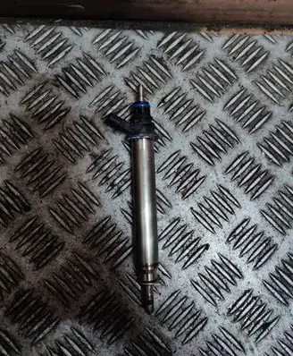 Mercedes-Benz A W177 AMG Fuel injector A2560705600