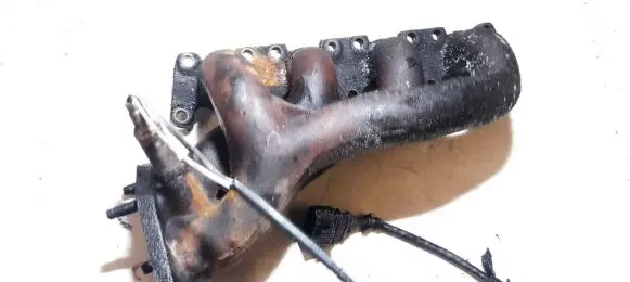 Audi A4 S4 B5 8D Exhaust manifold 058253033a