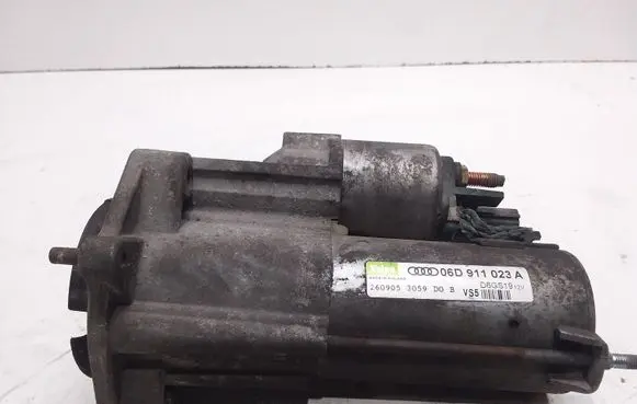 Audi A4 S4 B7 8E 8H Starter motor 06D911023A