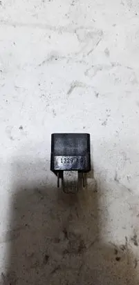 Volkswagen Polo III 6N 6N2 6NF Other relay 7M0951253A