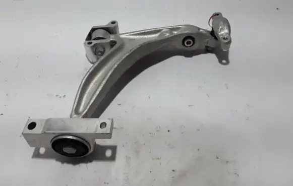 Volvo V60 Front lower control arm/wishbone 32269627