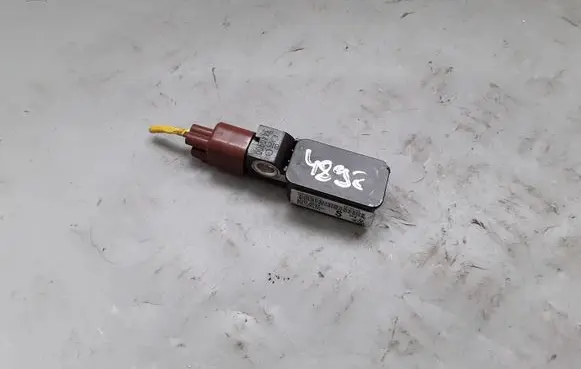 KIA Magentis Airbag deployment crash/impact sensor 959202G000 V2903093127V