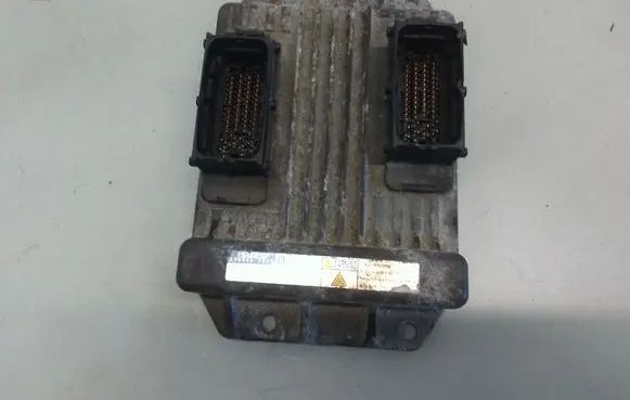 Opel Meriva A Engine control unit/module 111125000201