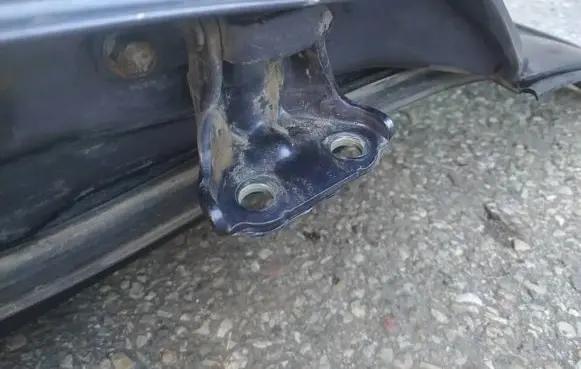 Subaru Outback (BS) Rear door lower hinge