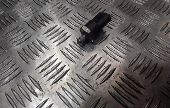 Fuel pressure sensor