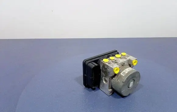 Skoda Octavia Mk3 (5E) ABS Pump 5Q0614517AQ
