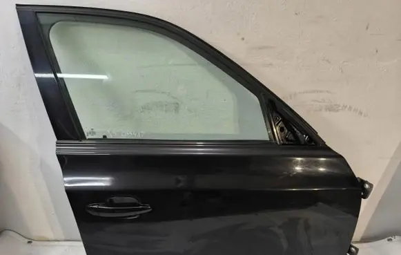 BMW X3 E83 Front door