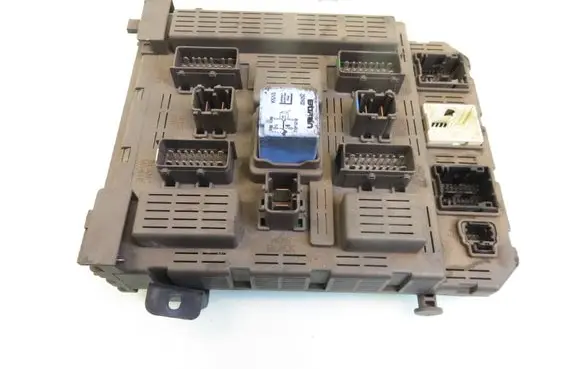 Peugeot 607 Central body control module 9651041480