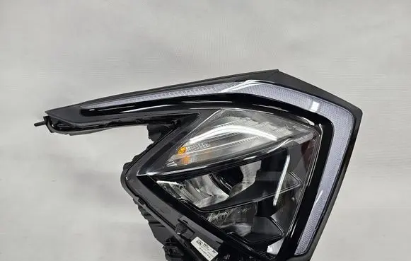 KIA Sportage Headlight/headlamp 92102R2000