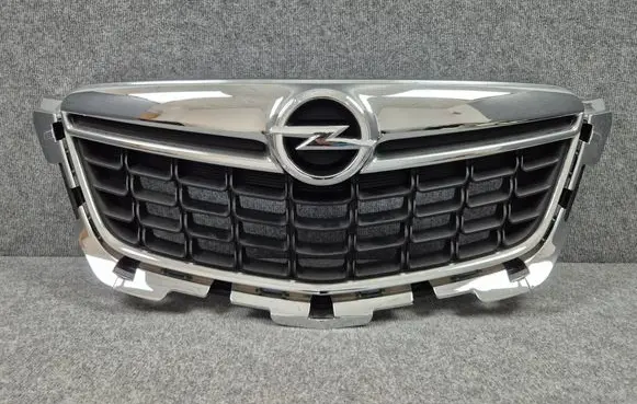 Opel Mokka Front bumper upper radiator grill 95391779