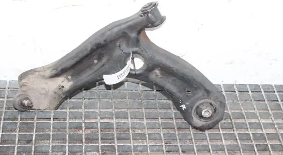 Volkswagen Polo V 6R Front lower control arm/wishbone