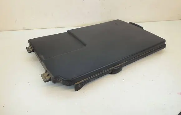 Audi A3 S3 8P Battery box tray cover/lid 1K0915443