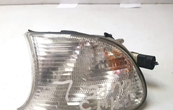 BMW 3 E46 Front indicator light