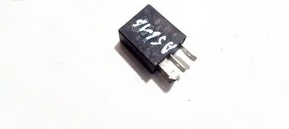 Renault Clio II Other relay 7700414484 29201041