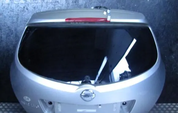 Nissan Interstar Tailgate/trunk/boot lid K2108