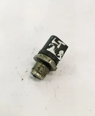 Fuel pressure sensor
