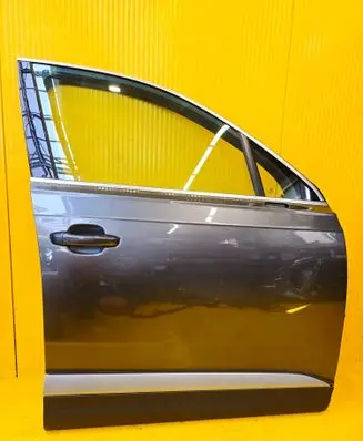 Audi Q7 4M Front door