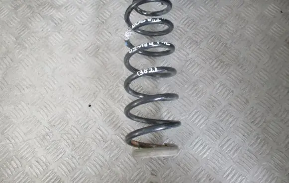 Peugeot 3008 I Rear coil spring