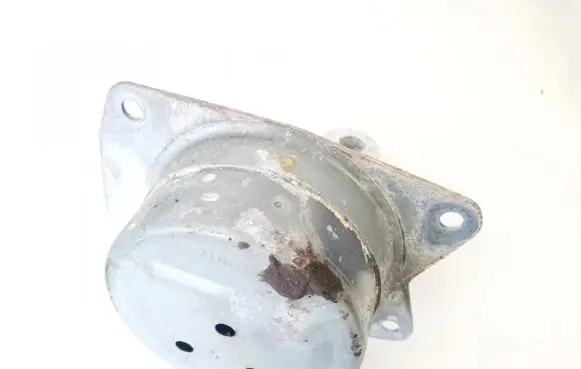 Opel Insignia A Engine mount bracket 13312093