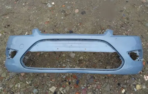 Ford Focus Front bumper R10P4