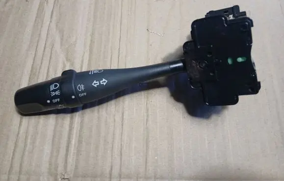 Nissan Almera N16 Indicator stalk NILES14511
