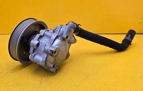Volkswagen Touareg II Power steering pump 7P6422154A 7651955183