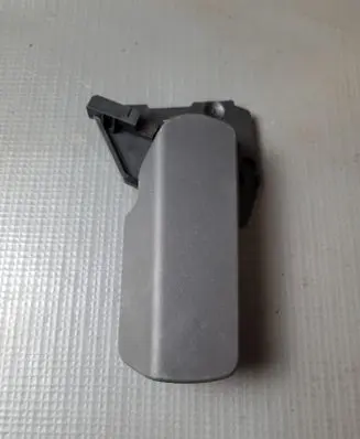 Volkswagen Touareg II Engine bonnet (hood) release handle 7P0823633