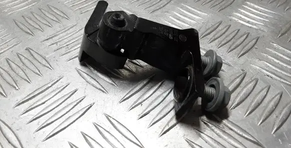 Audi A4 S4 B9 Front door lower hinge 8W0831403A