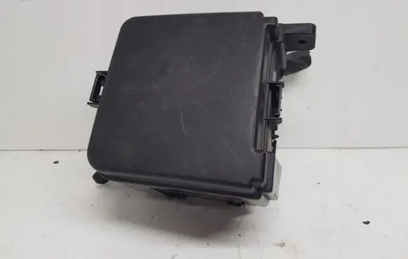 KIA Ceed Fuse box cover