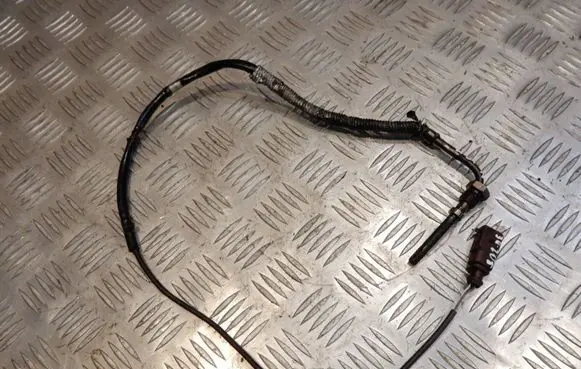 Audi A4 S4 B7 8E 8H Exhaust gas temperature sensor 03G906088 34205