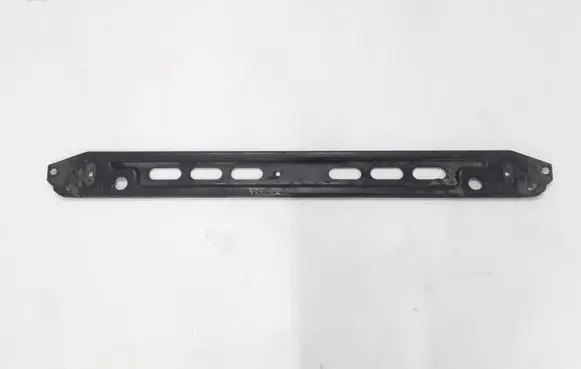 Volvo V60 Radiator mount bracket 31368100