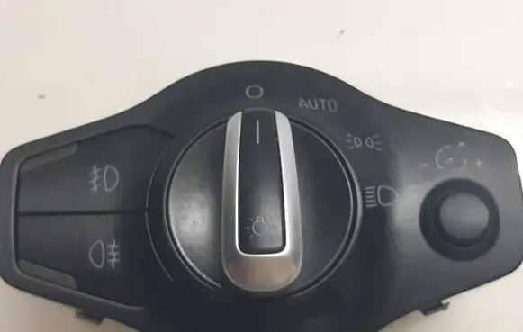 Light switch
