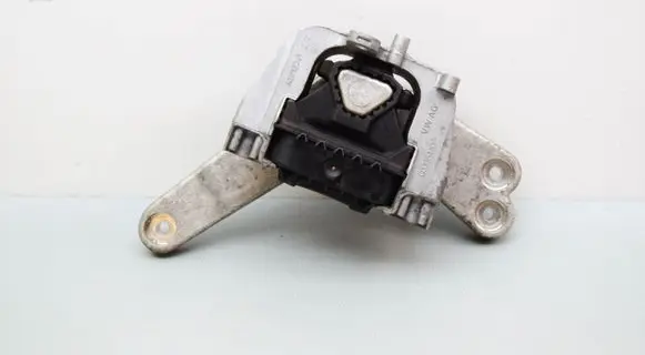 Engine mount bracket