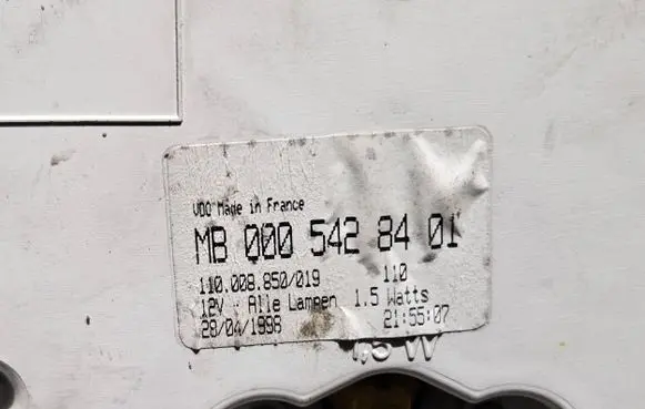 Mercedes-Benz Vito Viano W638 Speedometer (instrument cluster) MB0005428401