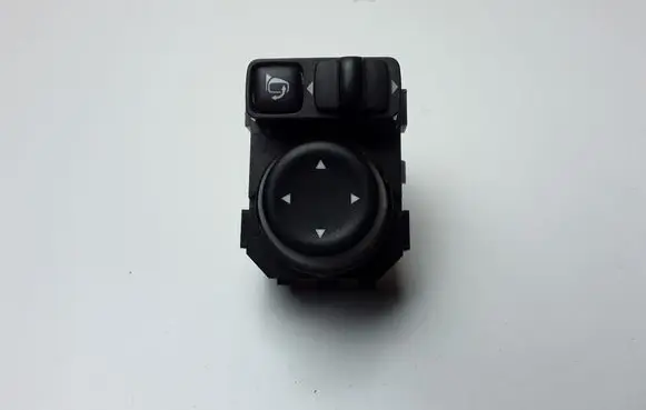 Nissan Micra K14 Wing mirror switch 255705RA1A