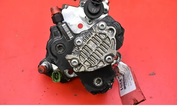 Toyota Corolla E140 E150 Fuel injection high pressure pump 2210033040