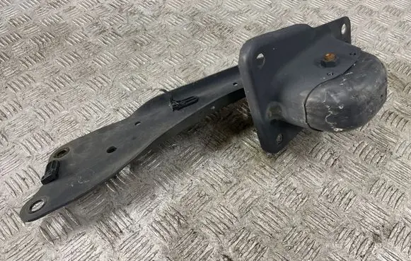 Volkswagen PASSAT B8 Rear upper control arm/wishbone 1K0505130L