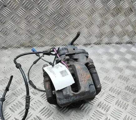BMW 5 G30 G31 G38 Rear brake caliper 6870572