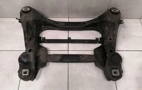Bentley Flying Spur Front subframe 3W0399313B