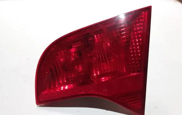 Audi A4 S4 B7 8E 8H Tailgate rear/tail lights 8E9945094