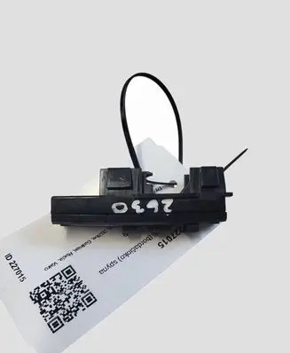 Jaguar XF X250 Glove box lock 8X23060D20AC
