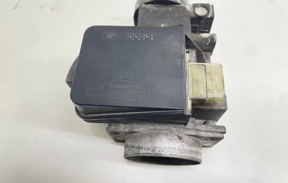 Audi A6 S6 C4 4A Mass air flow meter 0281002074 1285501