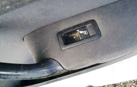 Volkswagen Touran I Electric window control switch 1k0959851